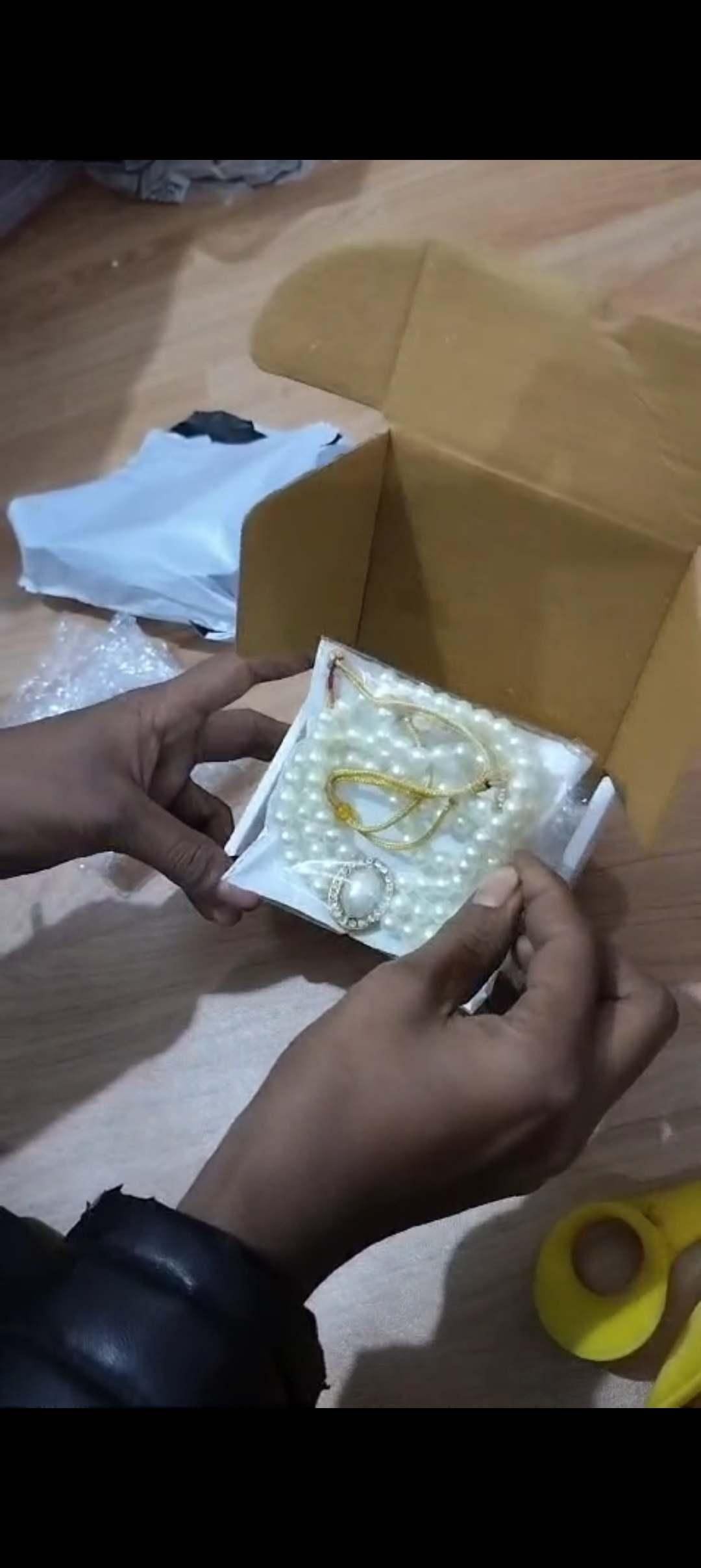 कृत्रिम मोती का हार